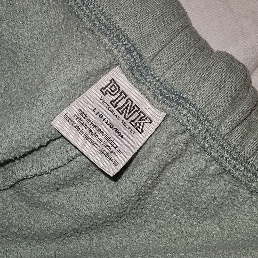 VS PINK Sweatshorts Large - Picture 5 of 6